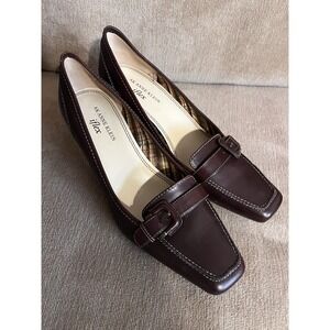 Anne Klein Women's Dark Brown Heels